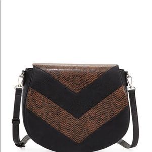 🎈SALE🎈Becca Chevron Snake-Embossed Large Bag